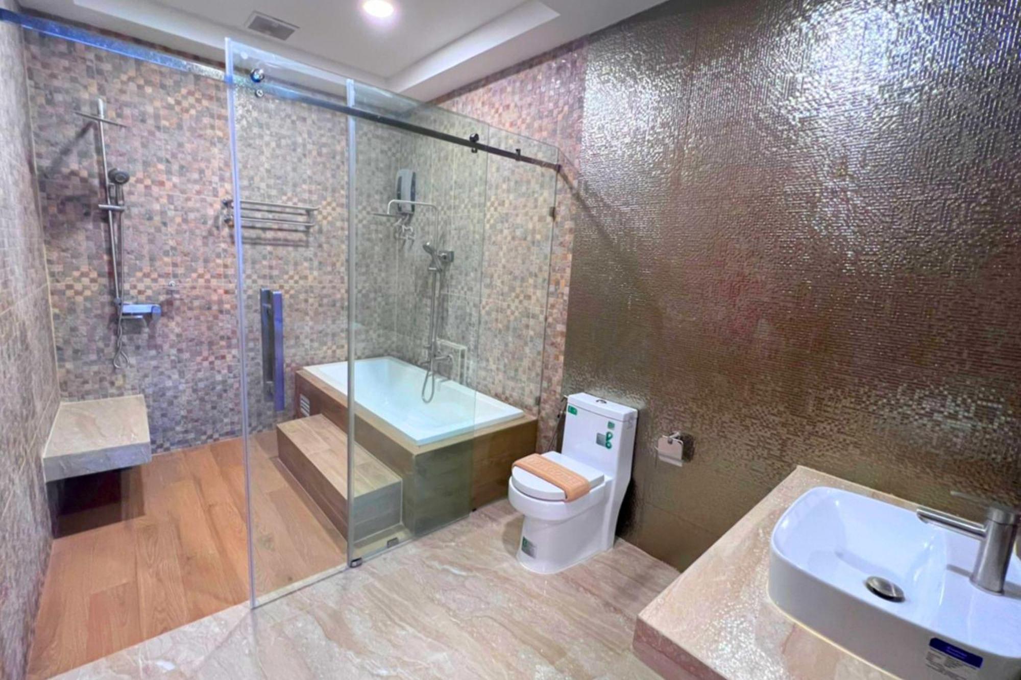 The Lodge Pattaya Bagian luar foto