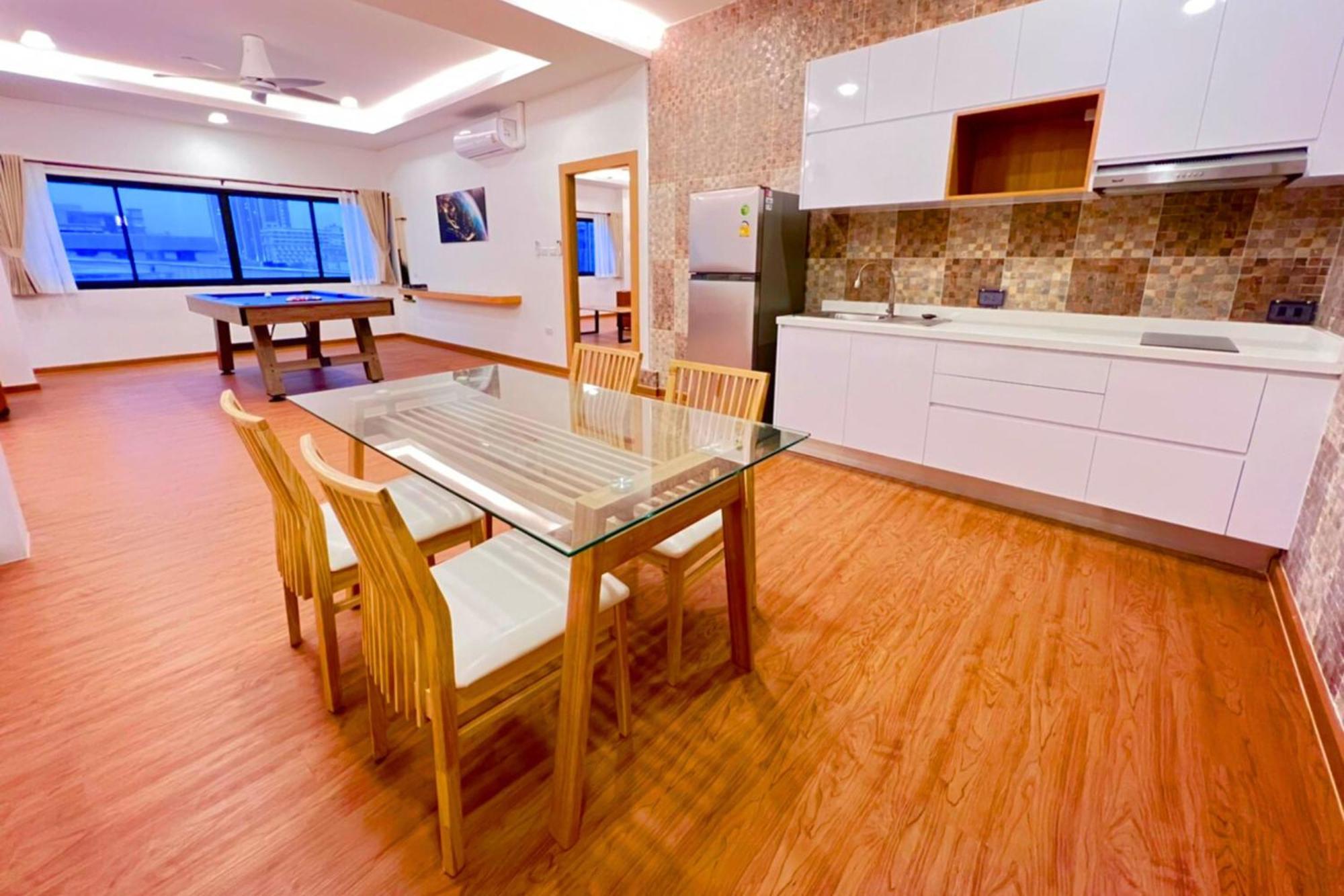 The Lodge Pattaya Bagian luar foto