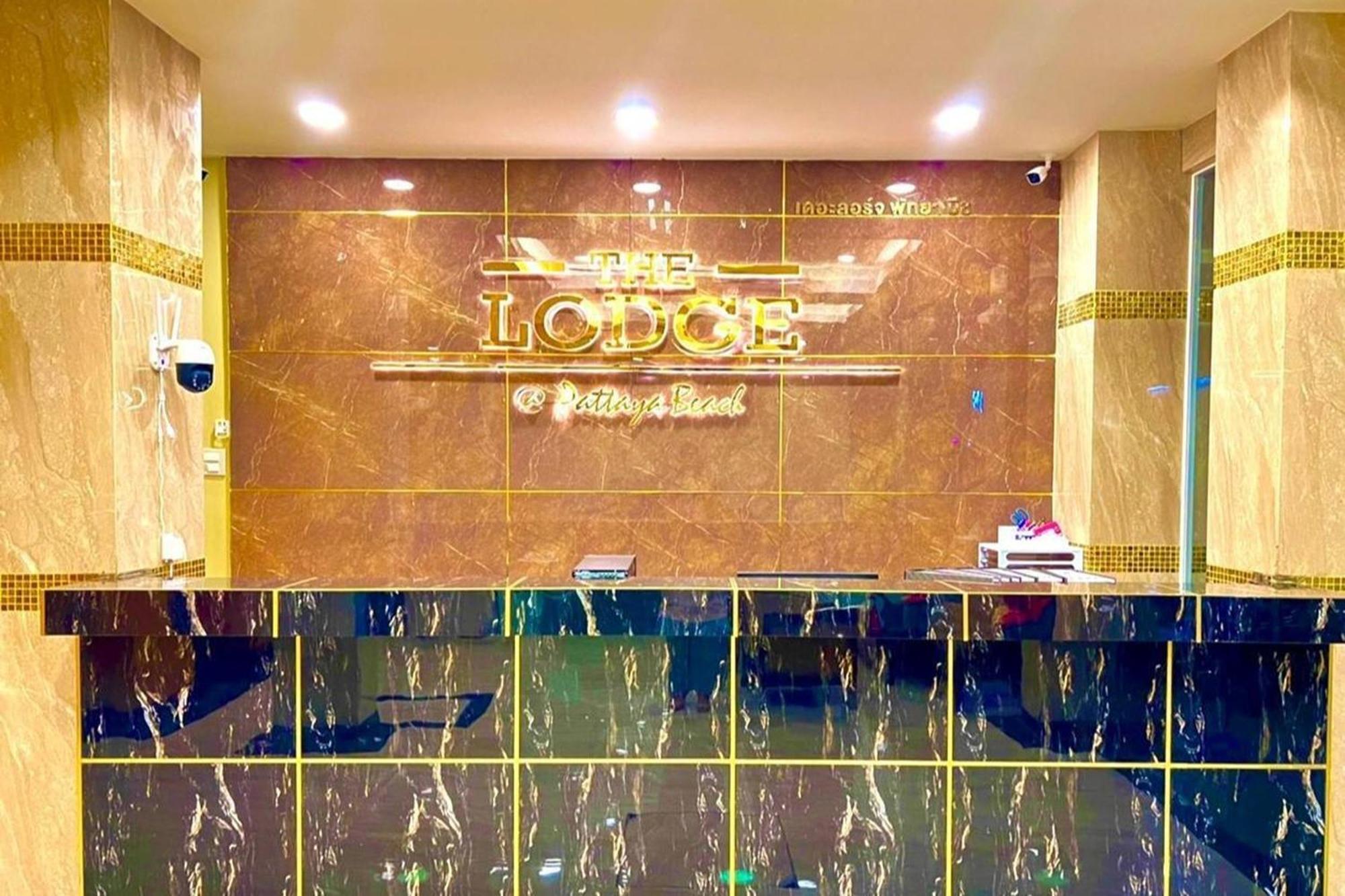 The Lodge Pattaya Bagian luar foto